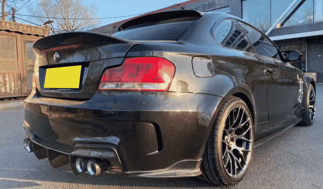 1M Carbon Fiber E82 Rear Bumper Splitters